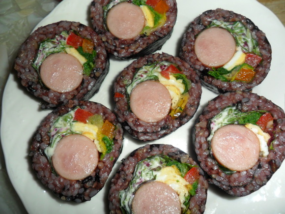 주홍김밥 이미지