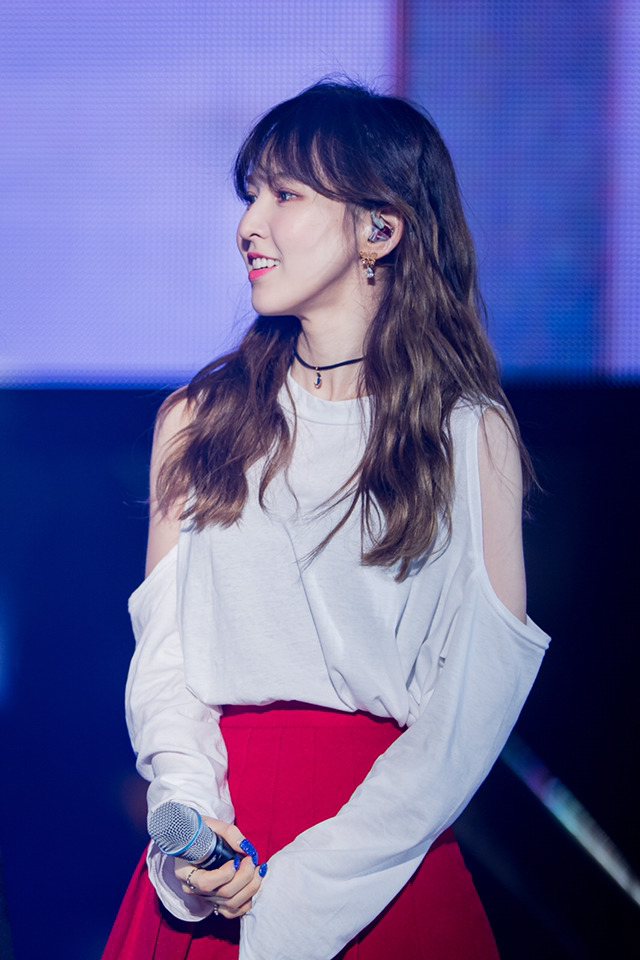 [레드벨벳] 비가 올 것 같은 느낌이 들어서 웬디 | 인스티즈