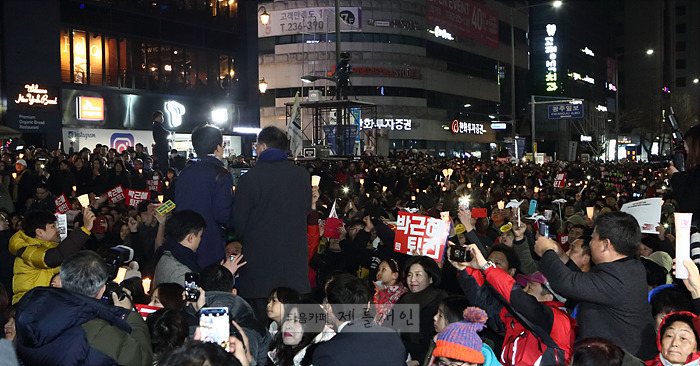 오늘자 문재인 광주.JPG | 인스티즈