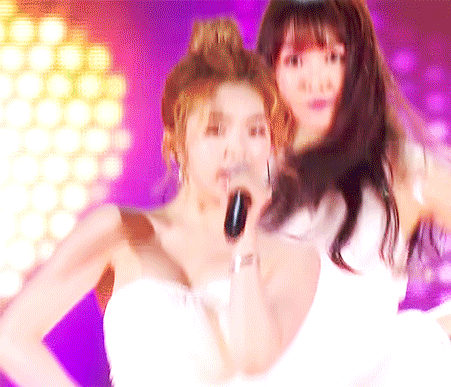 레드벨벳 똥머리 아이린.GIF | 인스티즈
