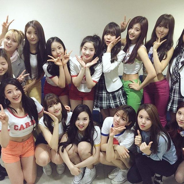 [트와이스] 1주년 기념 멤버 단체 짤 모음.jpg | 인스티즈