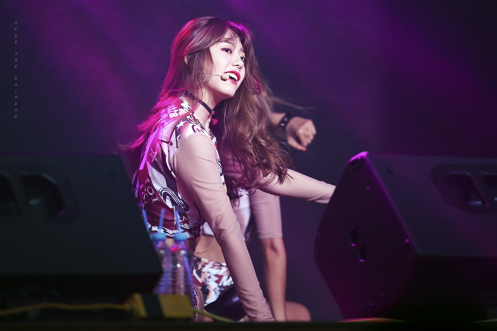 어제자 아이오아이 김소혜.jpg | 인스티즈