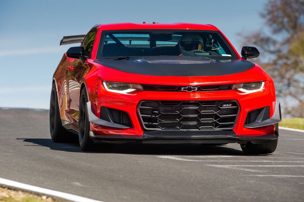 2018 쉐보레 카마로 ZL1 1LE 뉘르부르크링 7:16.04 기록 | 인스티즈
