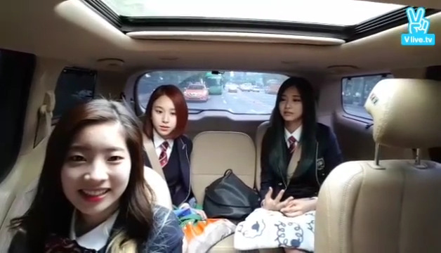 [TWICE] 흔한_급식단의_등교길. (광대 주의) | 인스티즈
