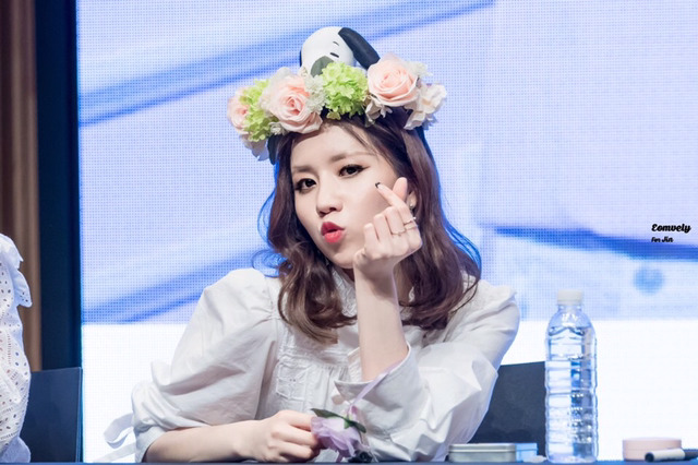 [러블리즈] 더블 1955버거 먹고 와서 명은이 | 인스티즈