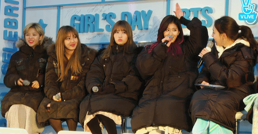 사나 없이 어떻게 사나~.gif | 인스티즈