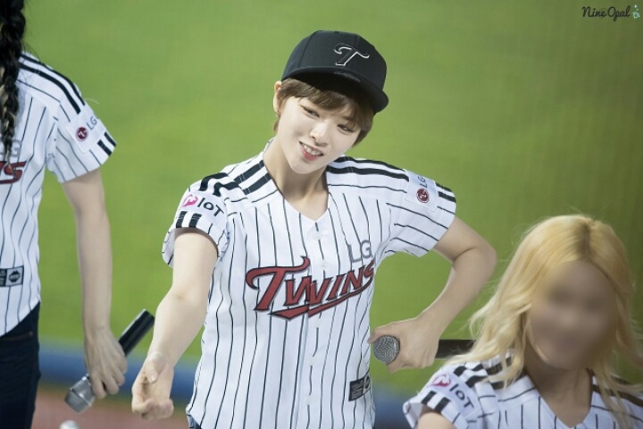 모자가 잘 어울리는 트와이스 정연이 | 인스티즈