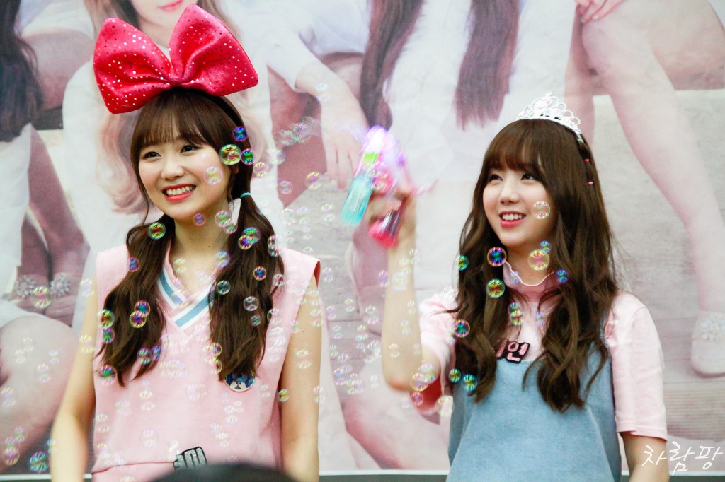 러블리즈 케이&빵떡.jpg | 인스티즈
