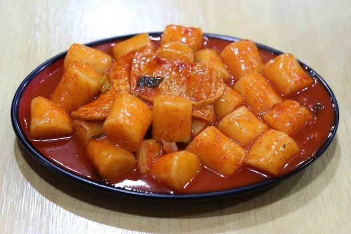 떡볶이 밀떡 vs 쌀떡.jpg | 인스티즈