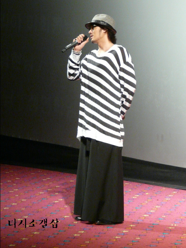 인간적으로 탈덕 안하는 골수팬에게 밥 사줘야 할 것 같은 배우ㅋㅋㅋ | 인스티즈