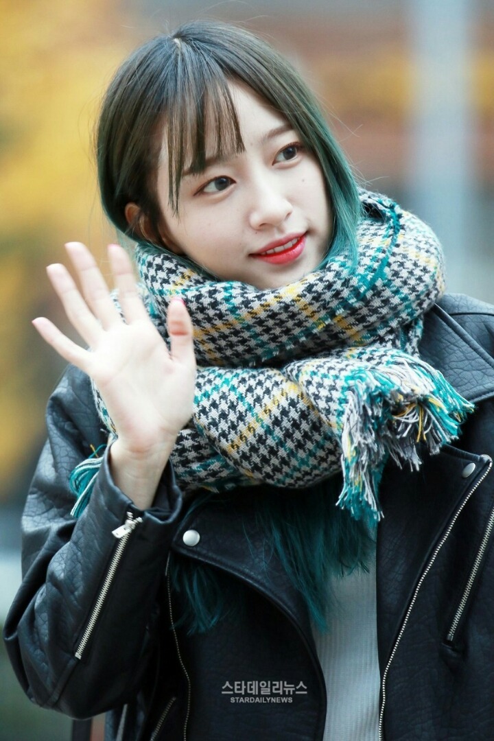 [15.11/20] 오늘자 뮤뱅으로 출근하는 내 아이돌 | 인스티즈