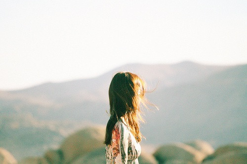  사랑은 서로의 가슴에 가서 고이 죽어 가는 일이다 | 인스티즈