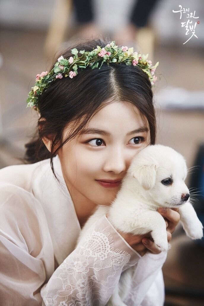 [구르미그린달빛] 여주인공 김유정 .GIF | 인스티즈