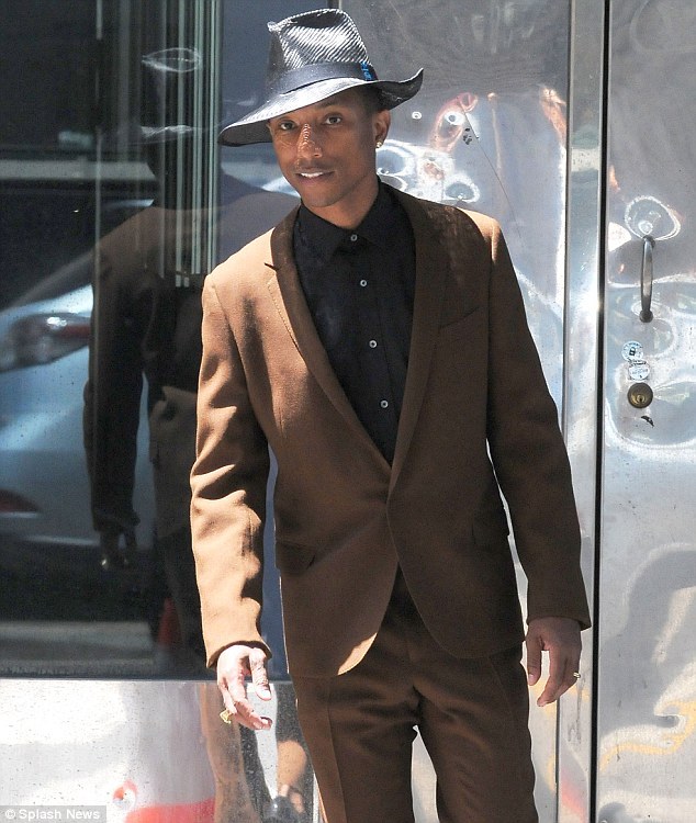 간지 나는 남자 수트 사진들 | 인스티즈