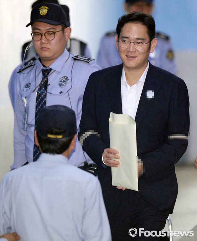 오늘자 싱글벙글 이재용.jpg | 인스티즈