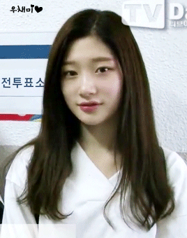 프로듀스) 투표하러 왔다가 생일이 안지나서 빠꾸먹은 정채연 | 인스티즈
