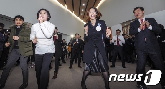 사기캐 문재인.jpg | 인스티즈