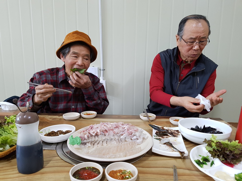 창마횟집 이미지