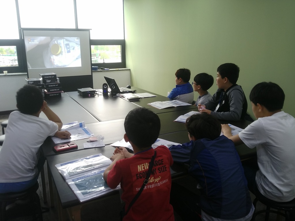 완도신지중학교 이미지