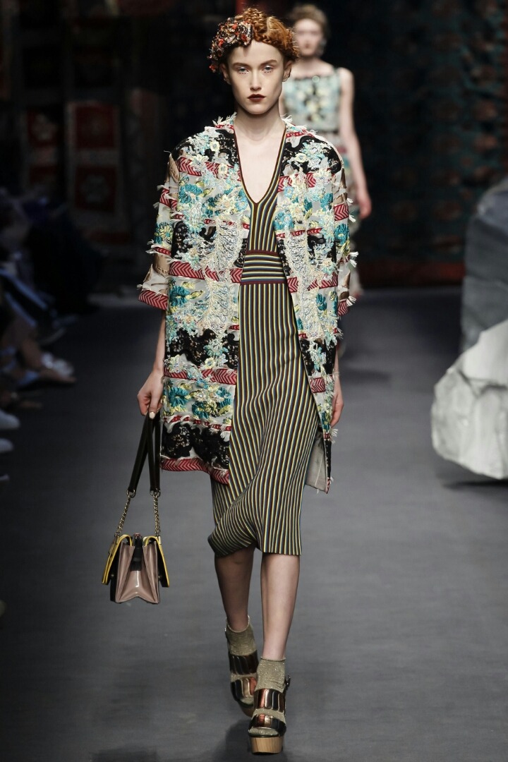 Aquilano. Rimondi 아퀼라느 리몬디 2016 s/s RTW 컬렉션 | 인스티즈
