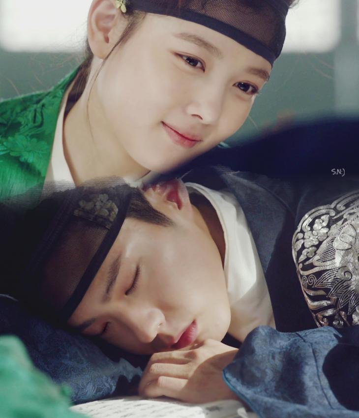 [사진] 2016년 구르미 그린 달빛으로 흥했던 박보검,김유정 .JPG | 인스티즈