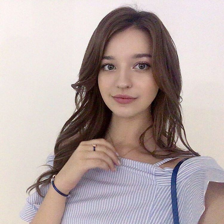 안젤리나 다닐로바.jpg | 인스티즈