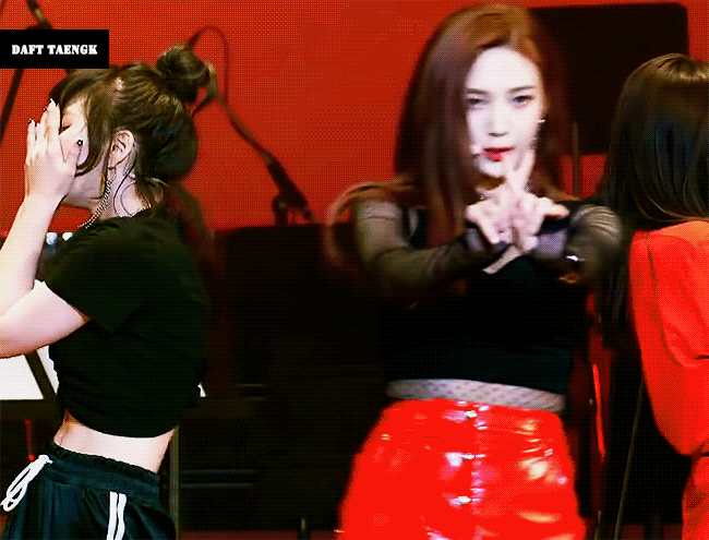 최근 갈색머리 레드벨벳 조이.jpgif | 인스티즈