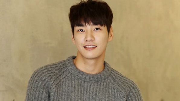 영화 개봉후 SNS,여초카페에서 난리난 남자 배우 | 인스티즈