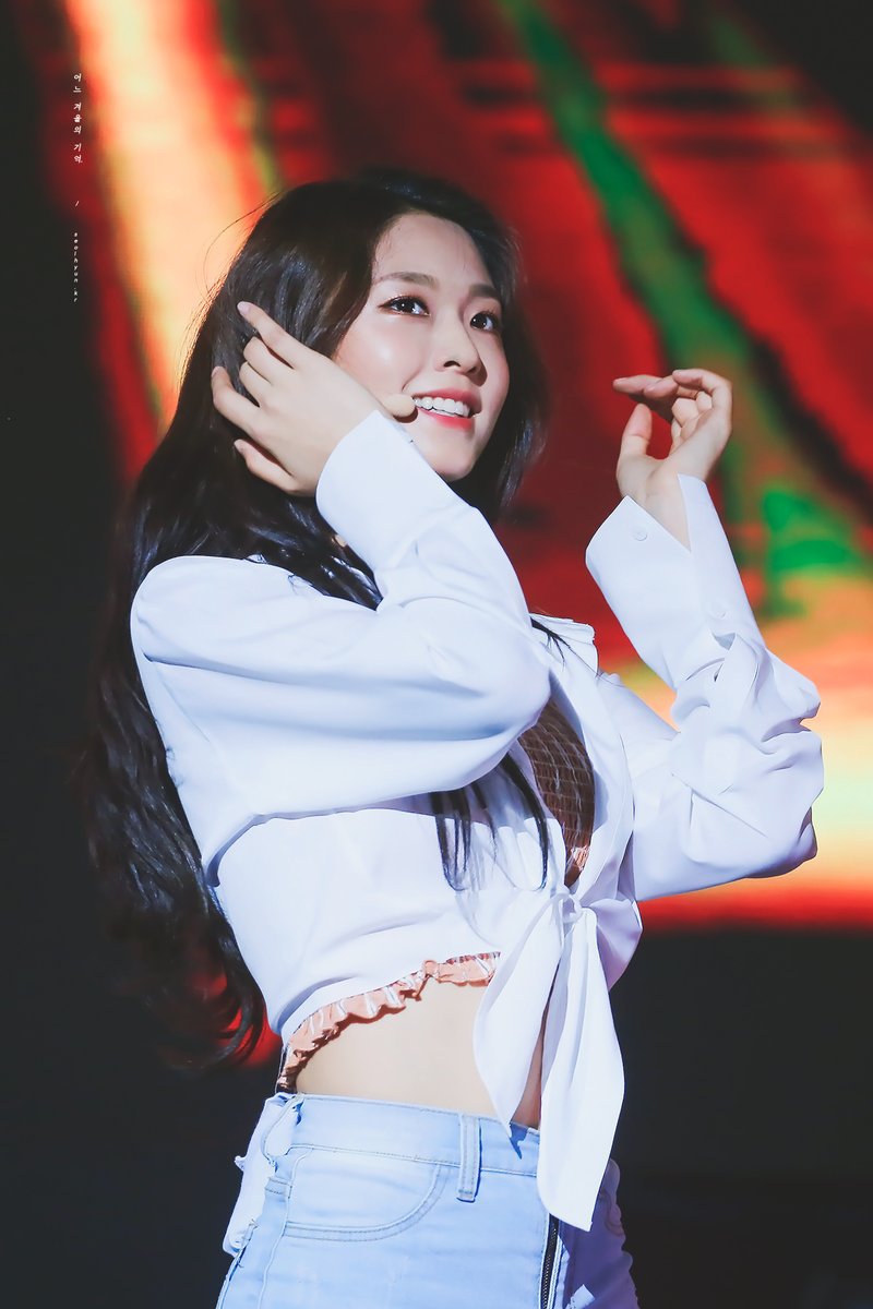 미모 는 18시즌 설현이.jpgif | 인스티즈