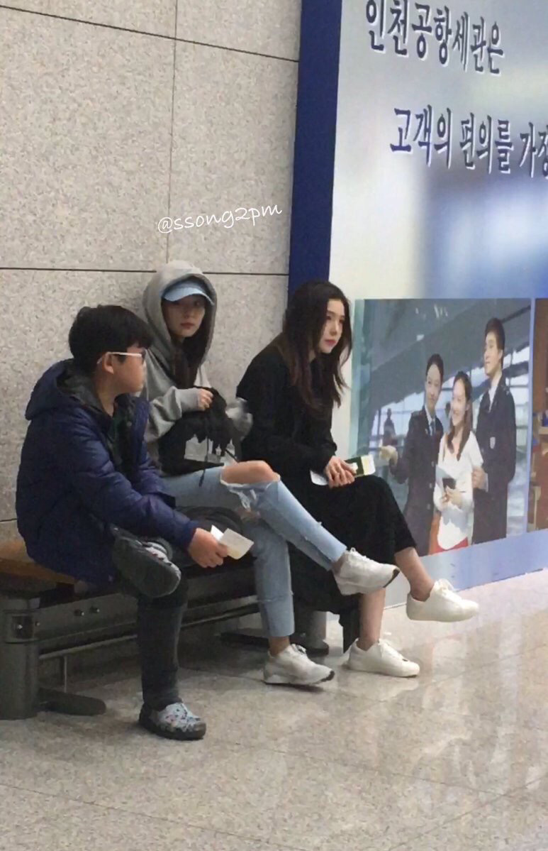 박진영의 파격적인 퍼포먼스를 보고 기겁하는 레벨 슬기.gif | 인스티즈