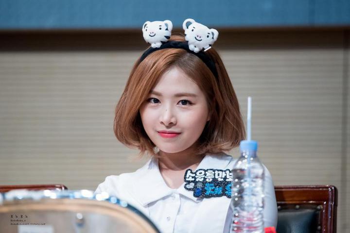 너튜브 허니챈 만든 APRIL 사월이 채원이 | 인스티즈