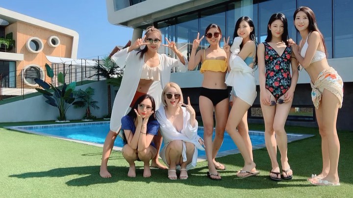 풀빌라 놀러간 두산 치어리더팀 | 인스티즈
