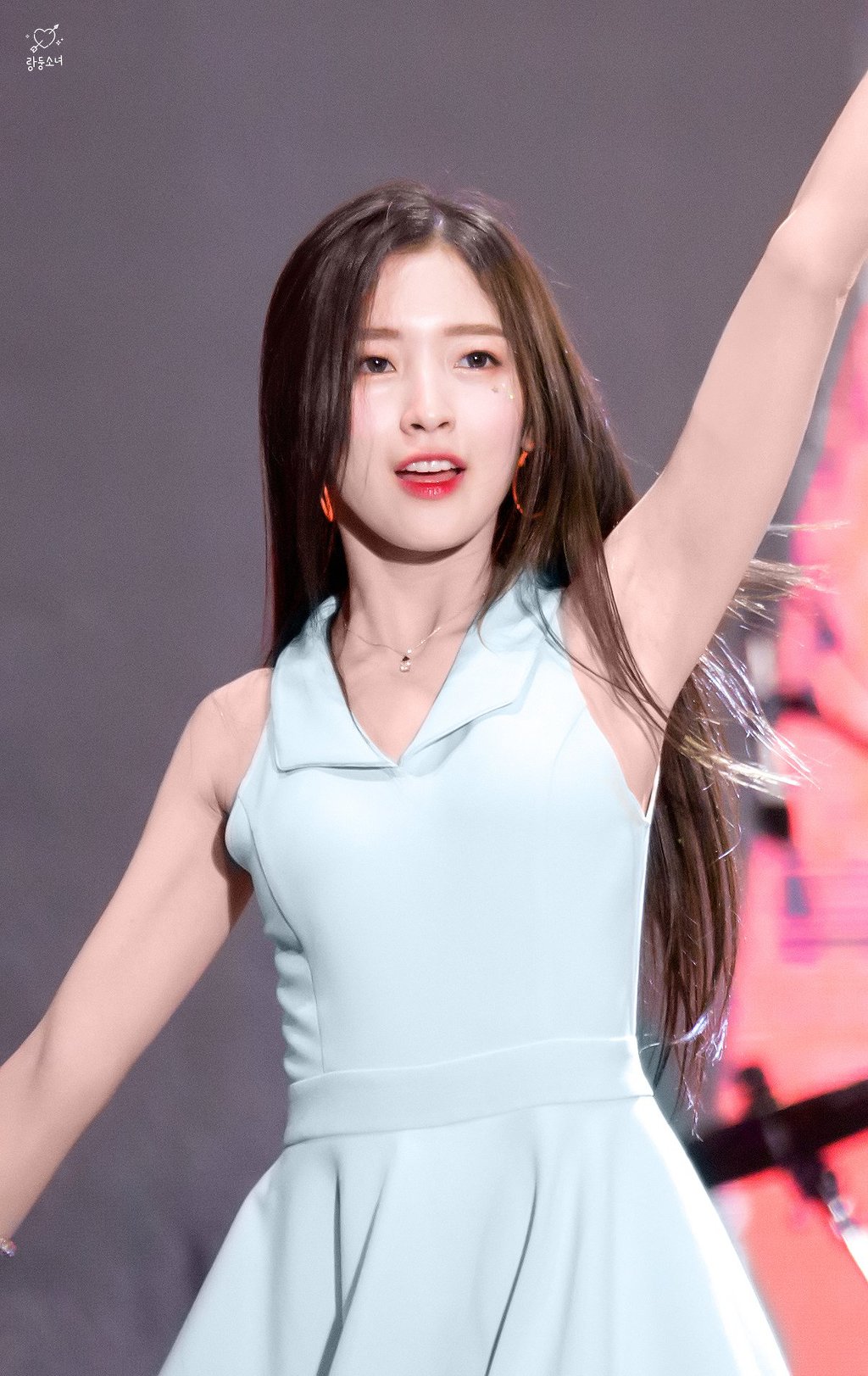 분위기보스 오마이걸 아린이.jpgif | 인스티즈