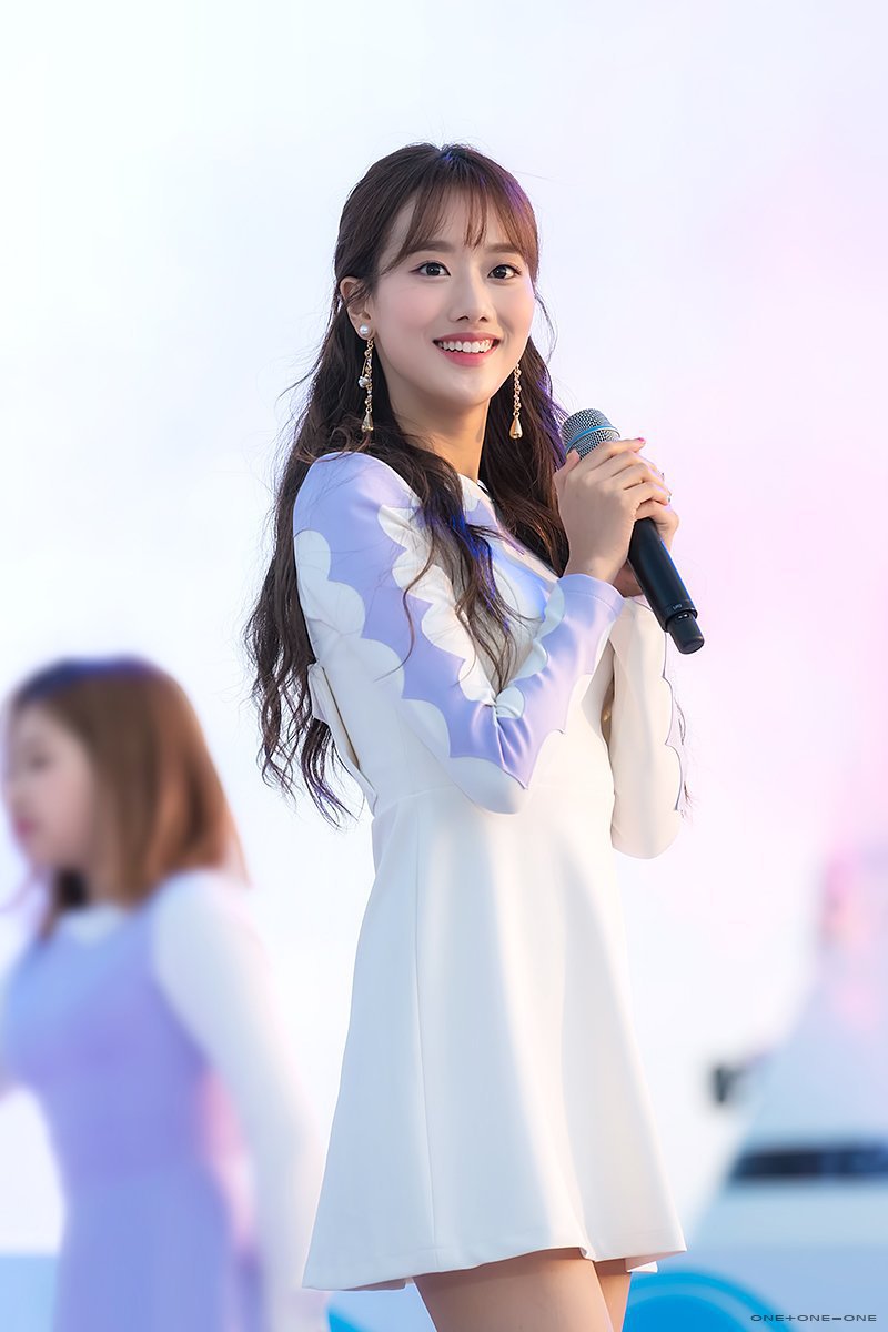 상큼하게 이쁜 에이프릴 이나은.jpgif | 인스티즈