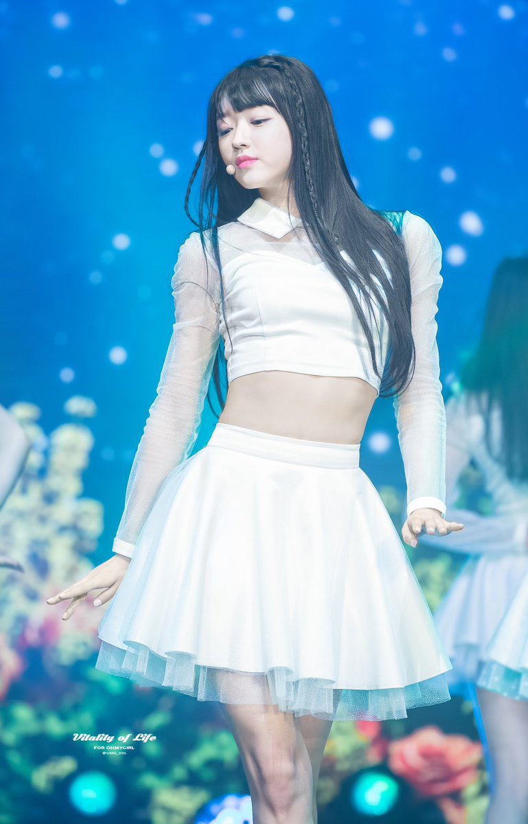 갈수록 더 예뻐지는 오마이걸 유아.jpg | 인스티즈