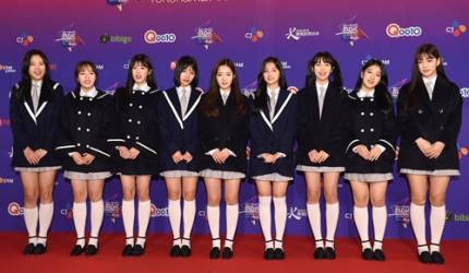 MAMA 프로미스나인 레드카펫.gif | 인스티즈