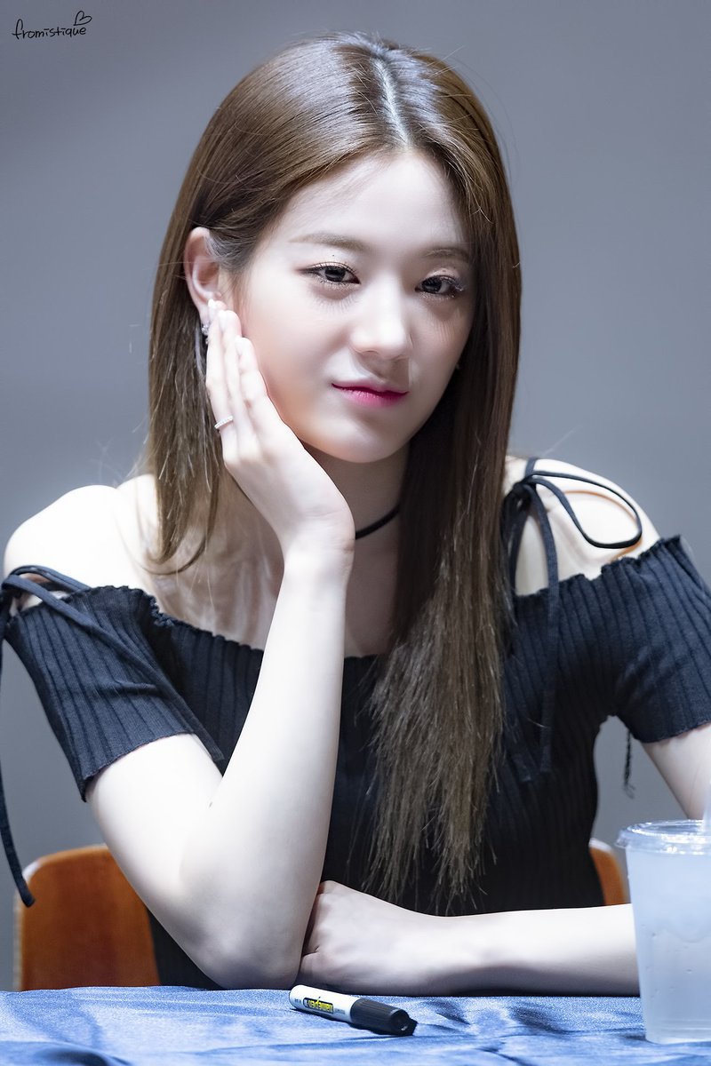 프로미스나인의 개죽이 장규리.jpg | 인스티즈