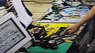 편돌이 Vs 손님.gif | 인스티즈