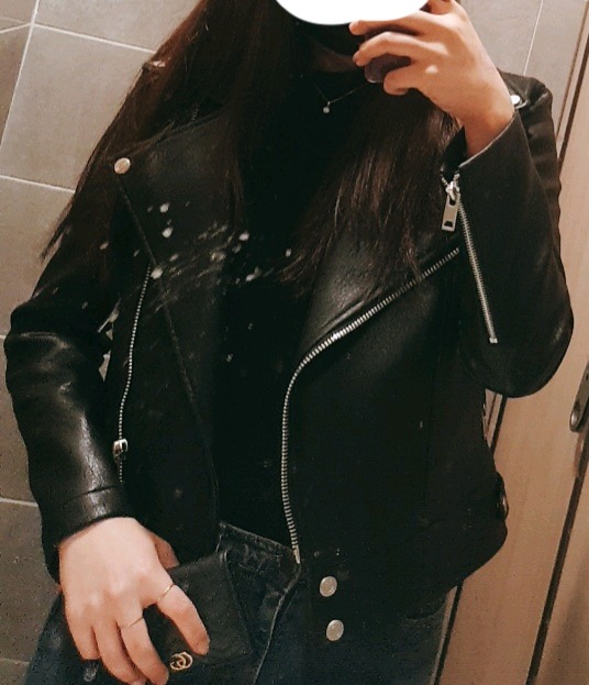 인더클로젯 이미지