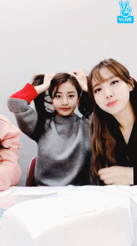 트와이스 지효 양갈래 . gif | 인스티즈
