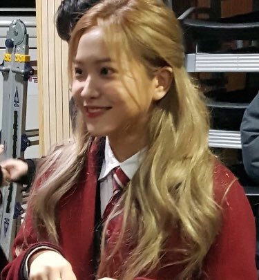 레드벨벳 예리 졸업식 날 | 인스티즈