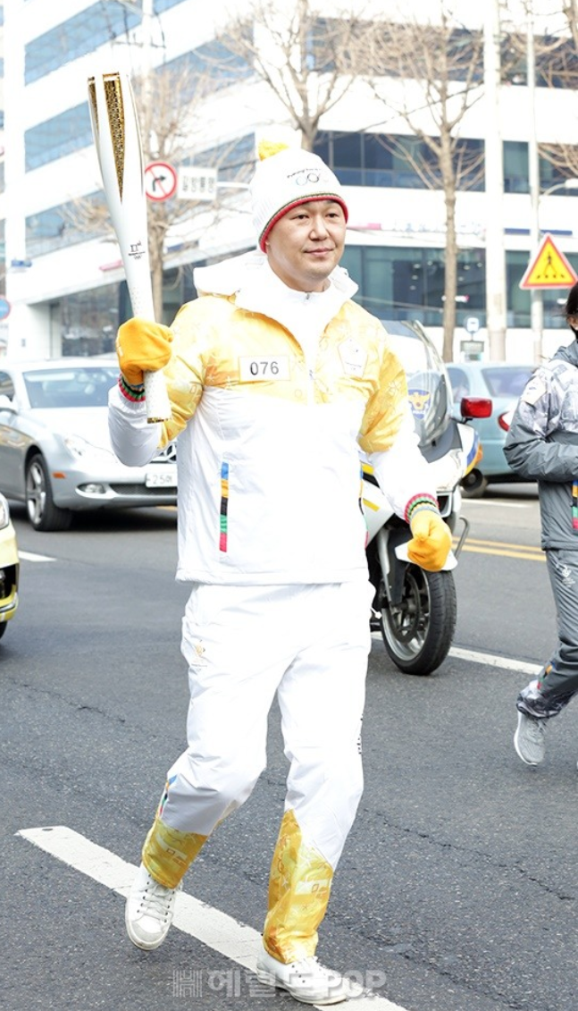 박성웅 성화봉송. jpg | 인스티즈