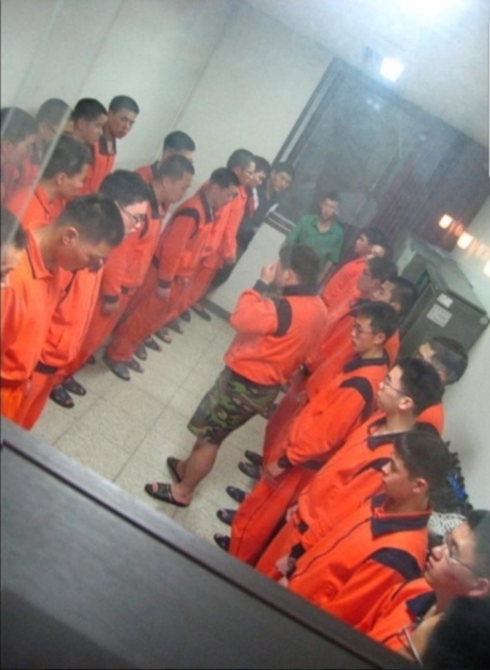 군대 생일파티 사진의 진실.jpg | 인스티즈