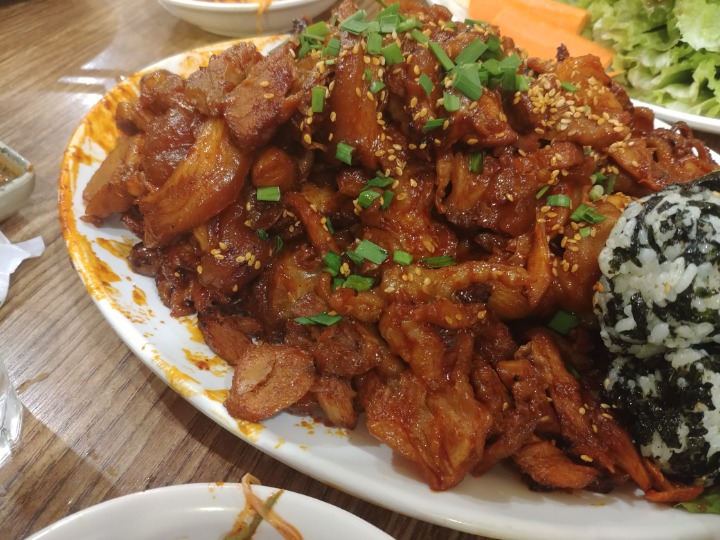창신동매운족발 이미지