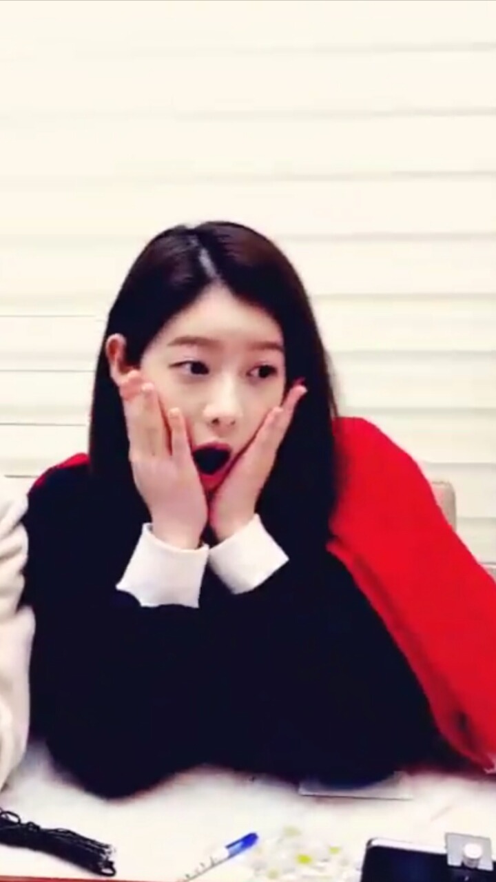 유릴리 이미지
