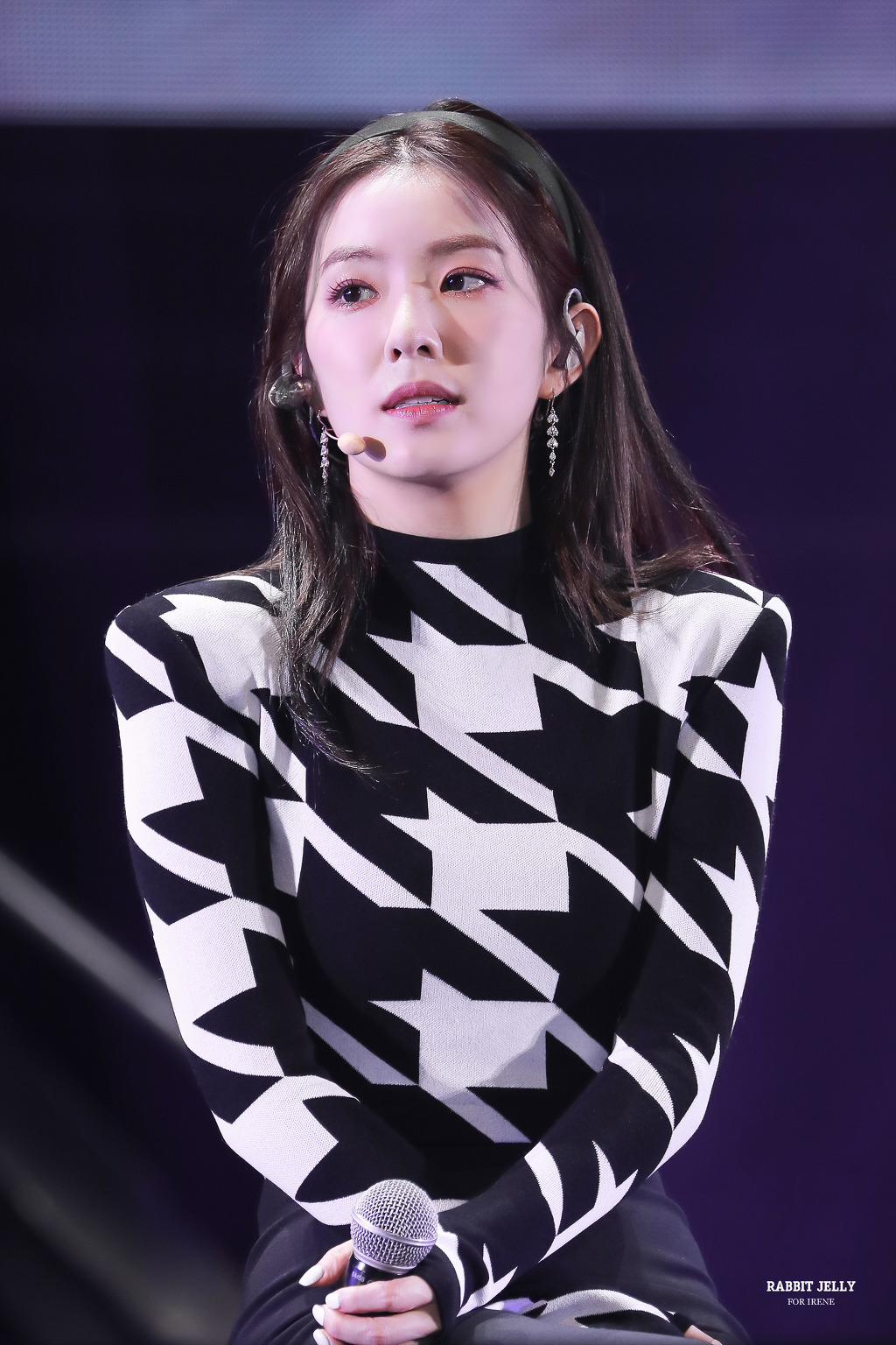 검정 머리띠한 아이린.jpgif | 인스티즈