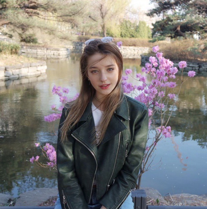 글쓴이 기준 지구 원탑이라고 생각하는 너무 이뻐서 비현실적인 미녀 | 인스티즈