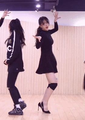 무대에 선지 벌써 반년이 지나버린 여자연예인 | 인스티즈