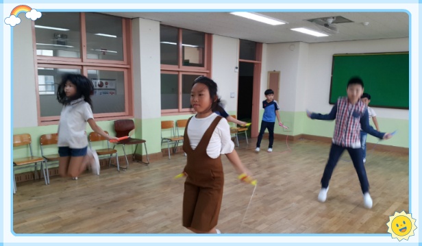 작동초등학교 이미지