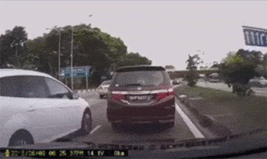 신박한 끼어들기.gif | 인스티즈